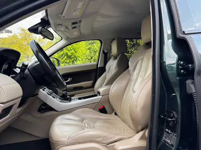 Land Rover Range Rover Evoque view 12