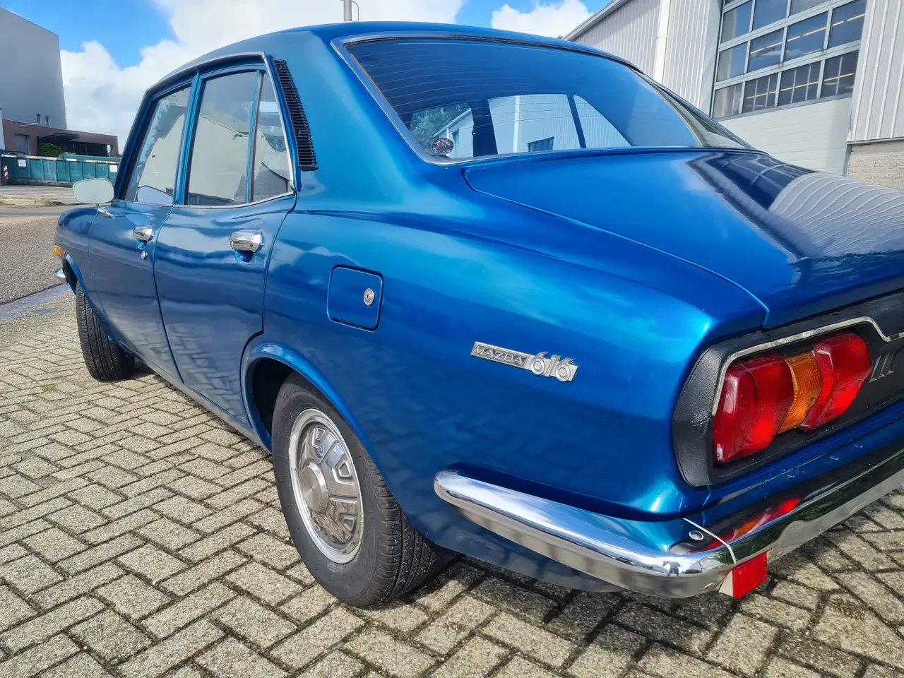 Mazda Capella 616 / Oldtimer, foto 8