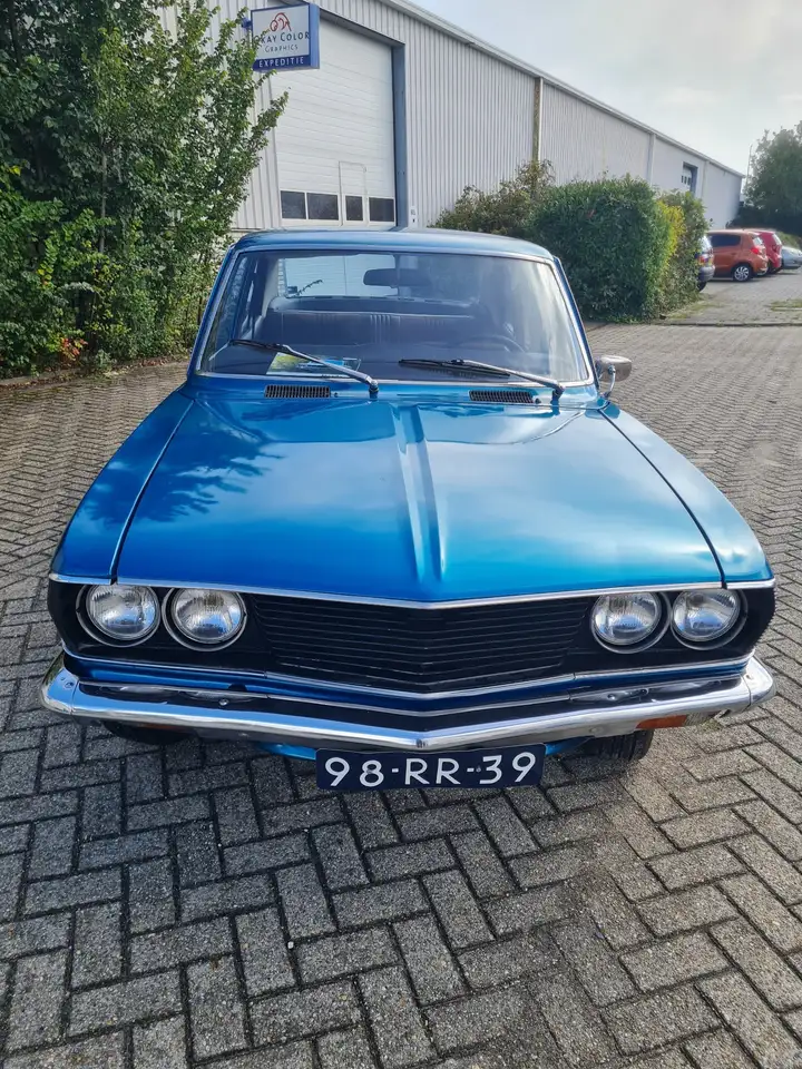 Mazda Capella 616 / Oldtimer, foto 2