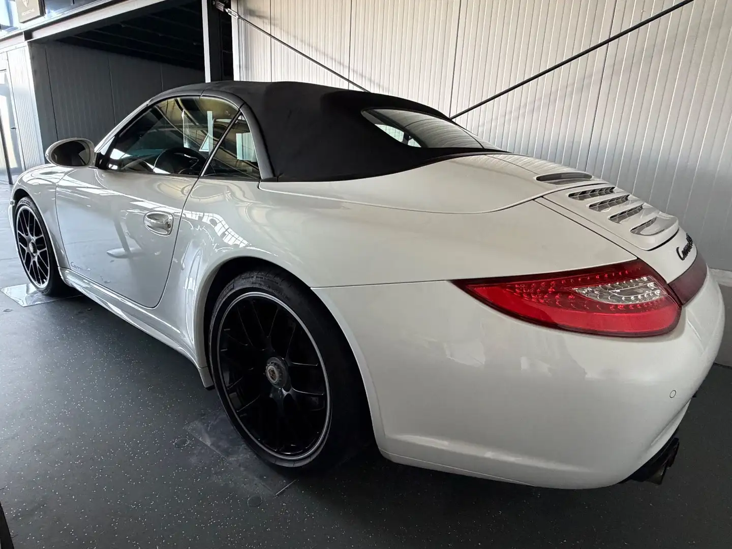 Porsche 997 MK II 911 Carrera 4 GTS Cabriolet Weiß - 2