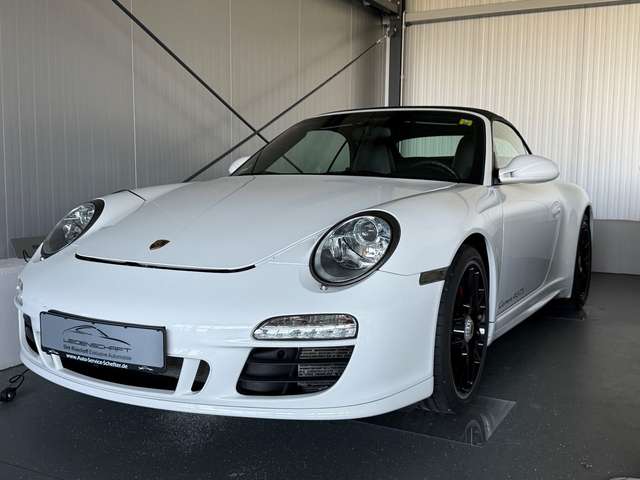 Imagine Porsche 997 MK II 911 Carrera 4 GTS Cabriolet