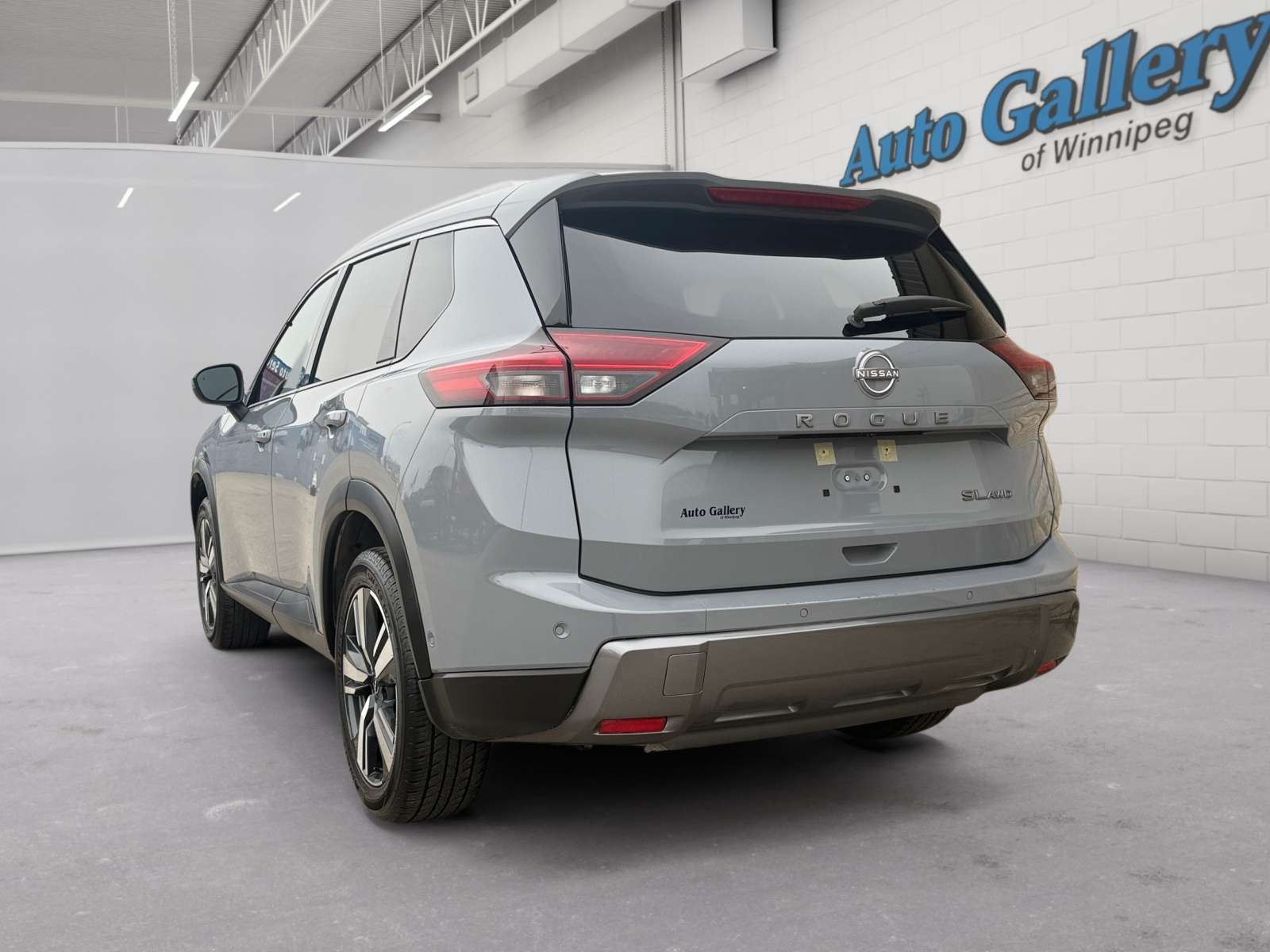 used 2024 Nissan Rogue car, priced at $29,342