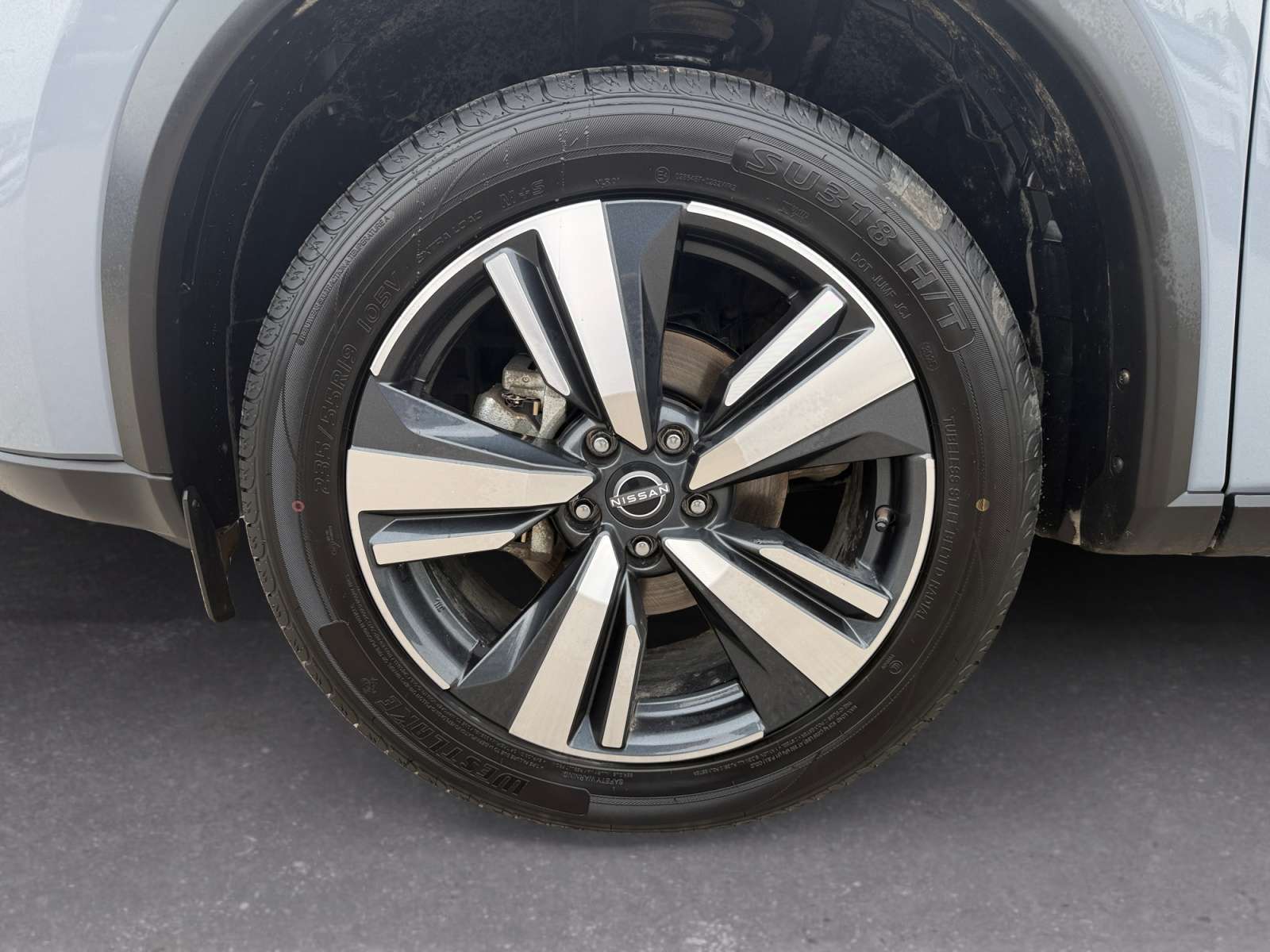 used 2024 Nissan Rogue car, priced at $29,342