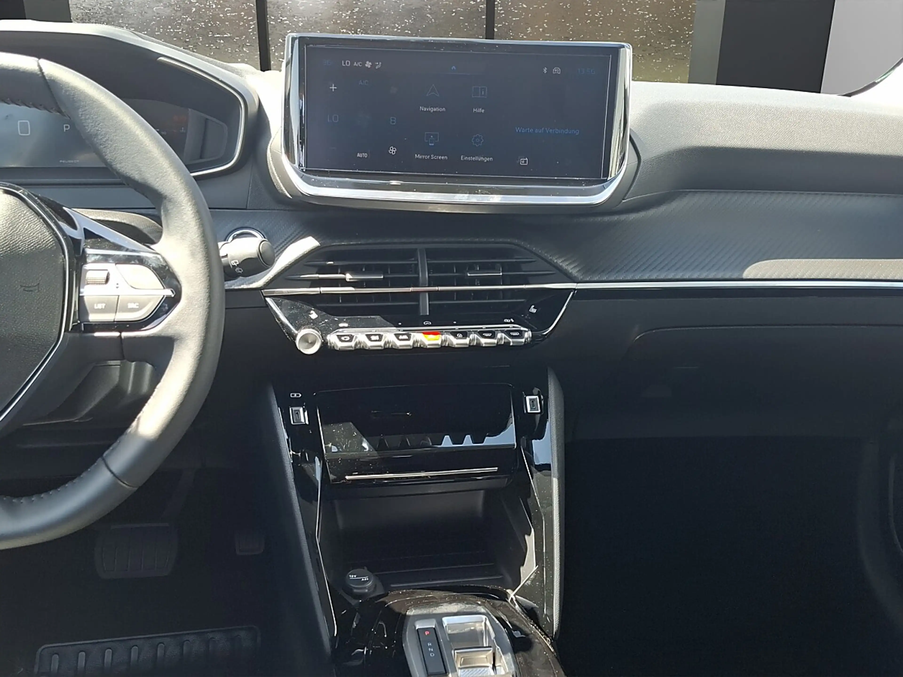 Peugeot 208 Hybrid 110 e-DCS6 Allure — photo 8