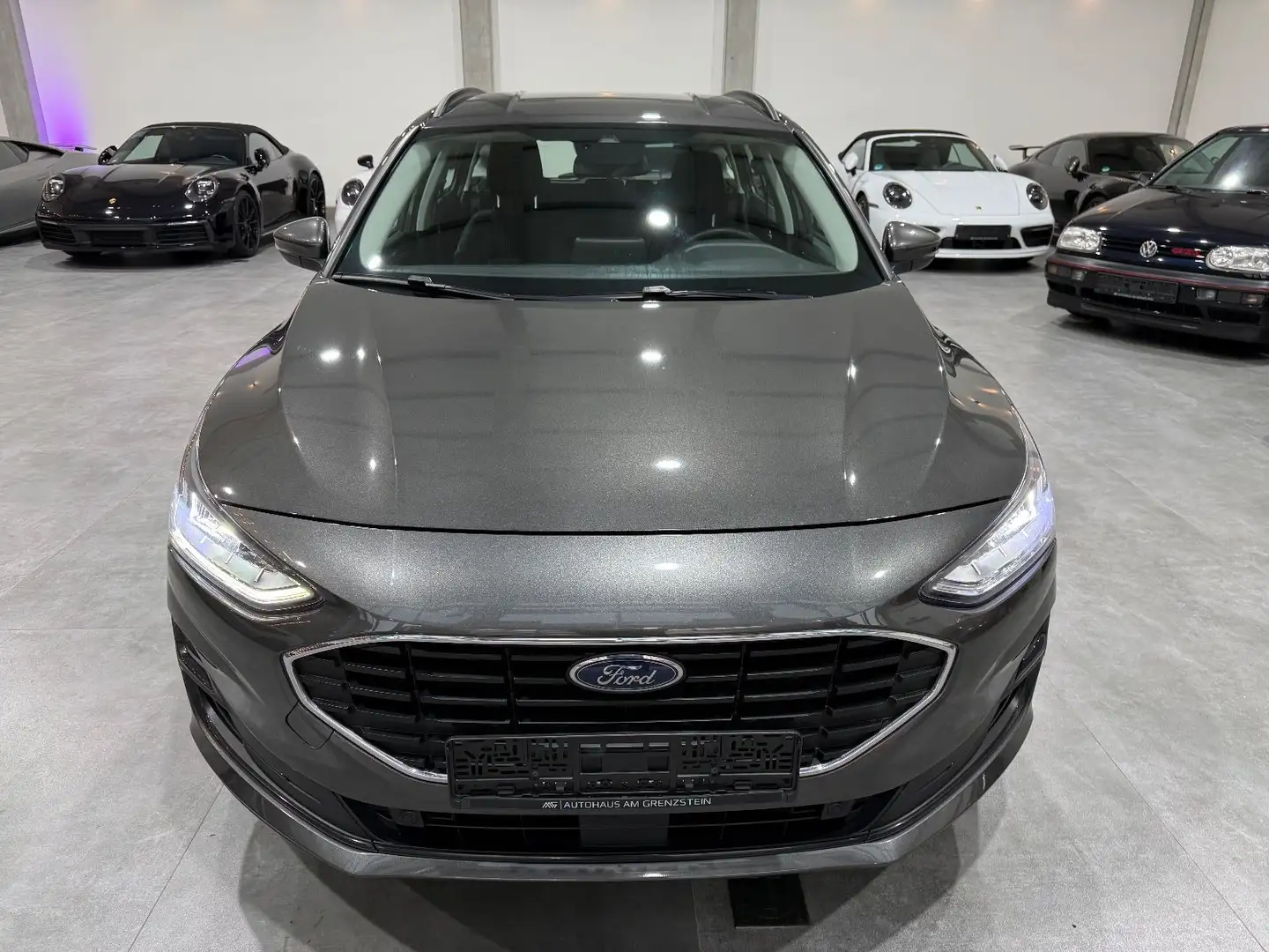 Ford Focus Turnier Cool & Connect 1,0 EcoBoost*LED* Gris - 2
