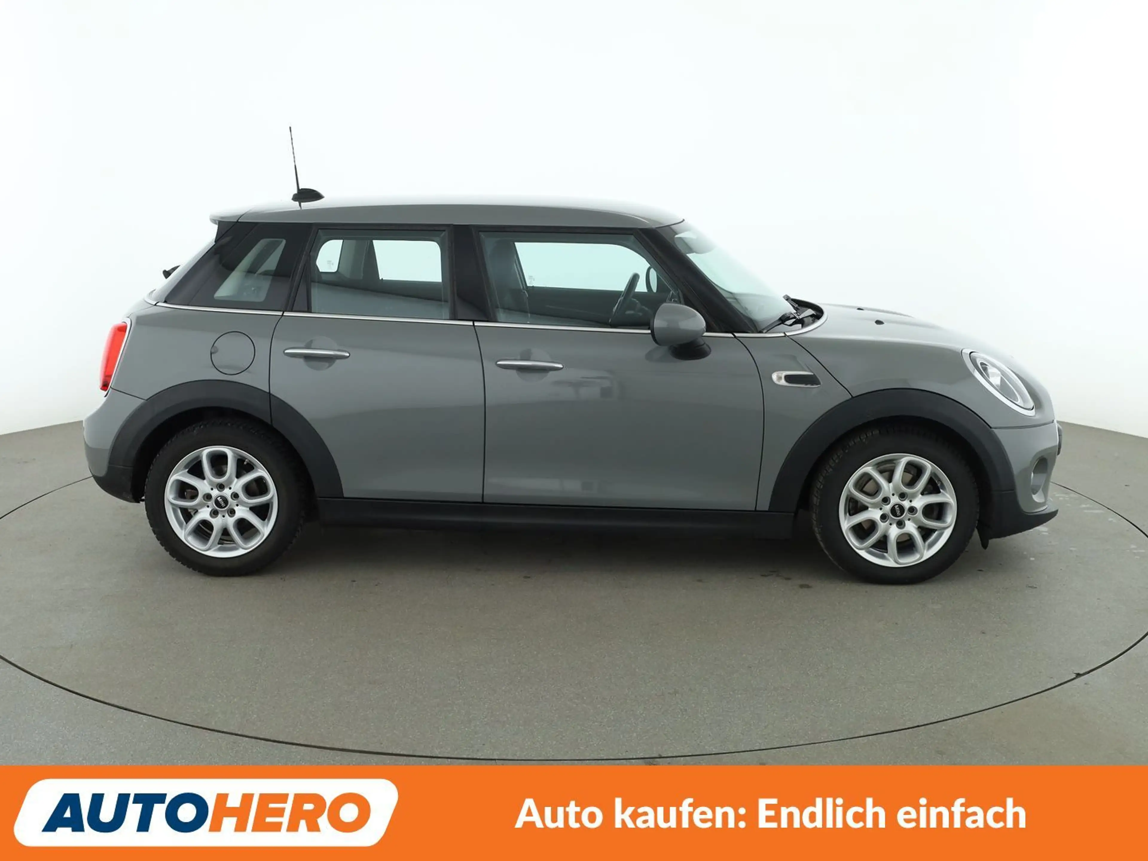 MINI One One *NAVI*LED*LIMIT*PDC*SHZ* — photo 7