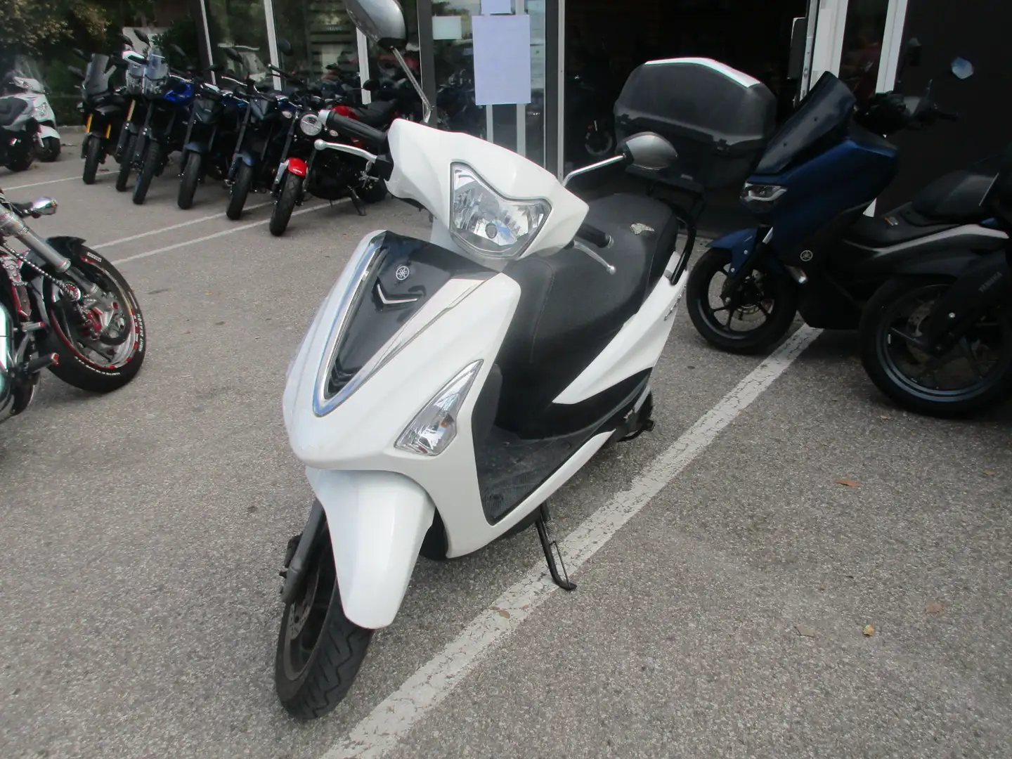 Yamaha D'elight Blanc - 2