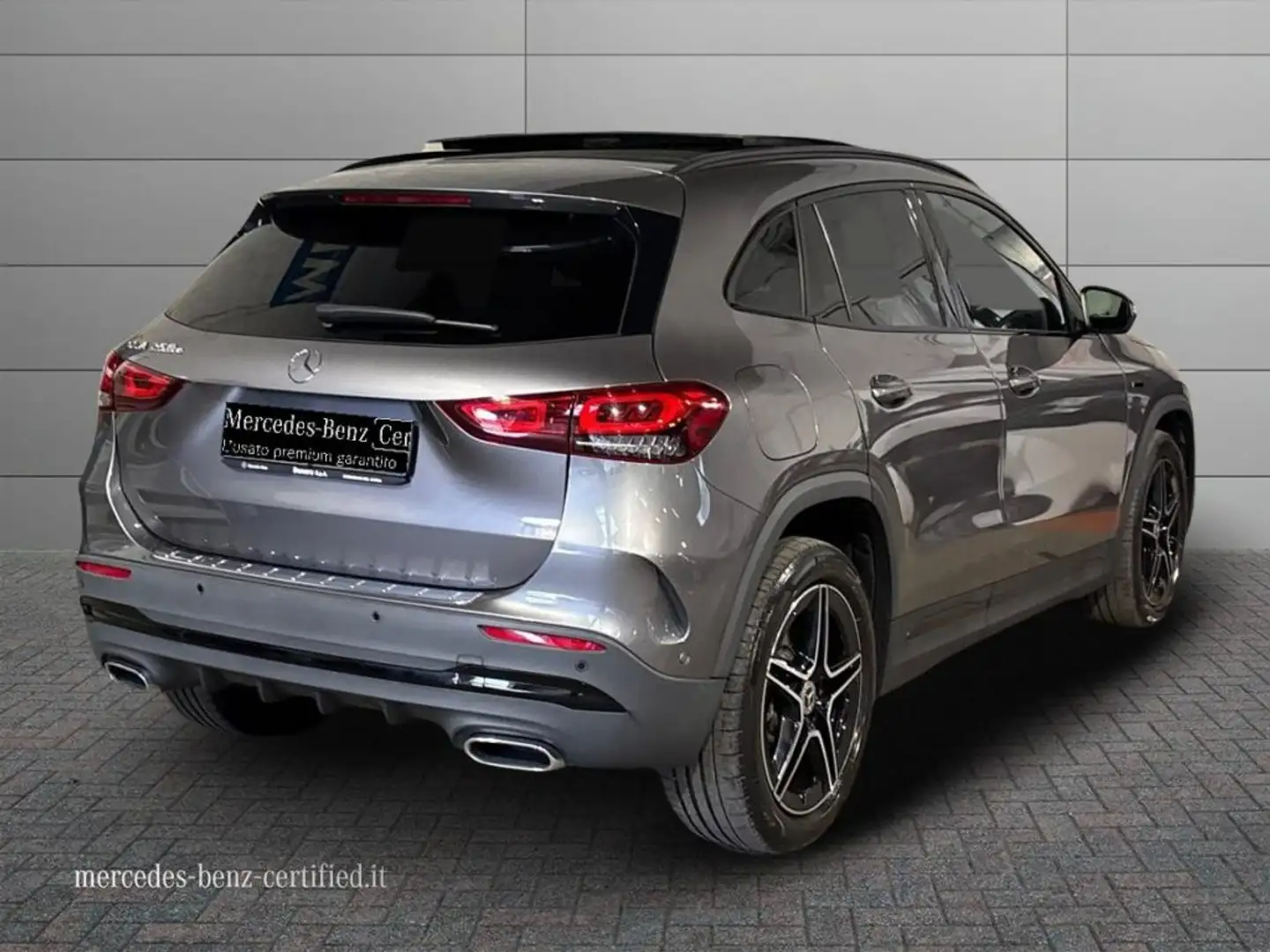 Mercedes-Benz GLA 250 e EQ-Power Automatic Premium Grigio - 2