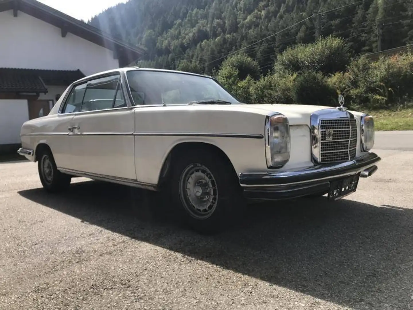 Mercedes-Benz 250 CE Strich 8 Coupe /8 W114 Lenkradautomatik 1.SERIE - 1