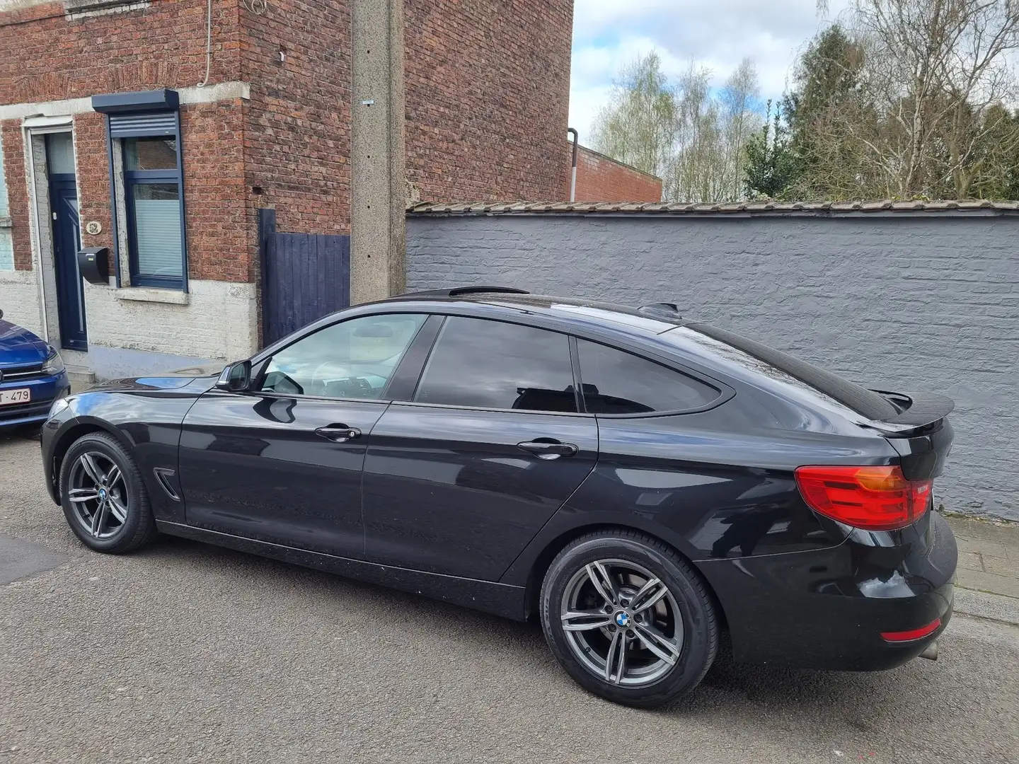 BMW 318 Gran Turismo Black - 1