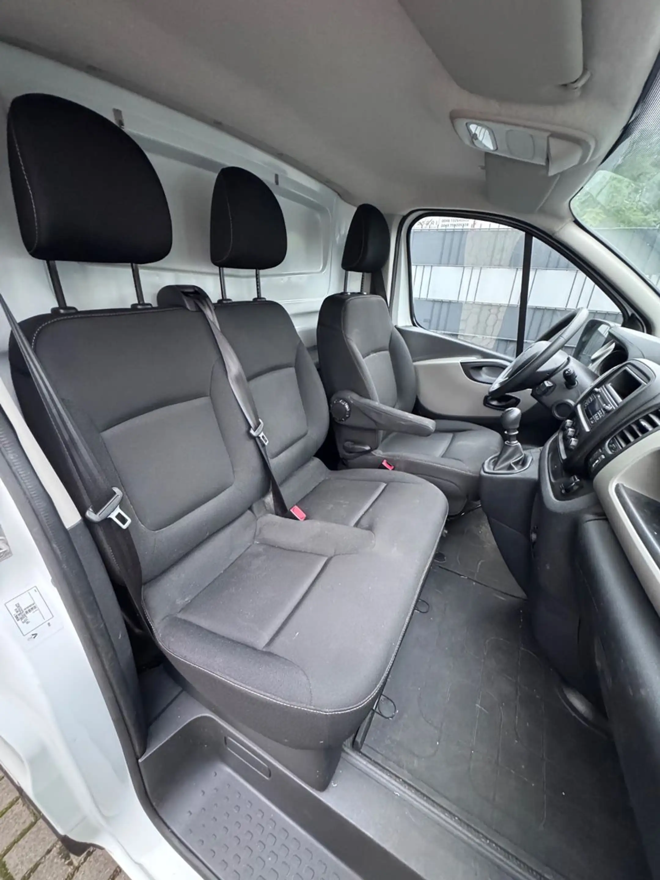 Renault Trafic Kasten L1H1 2,9t Komfort*1.Hand*Klima — photo 14
