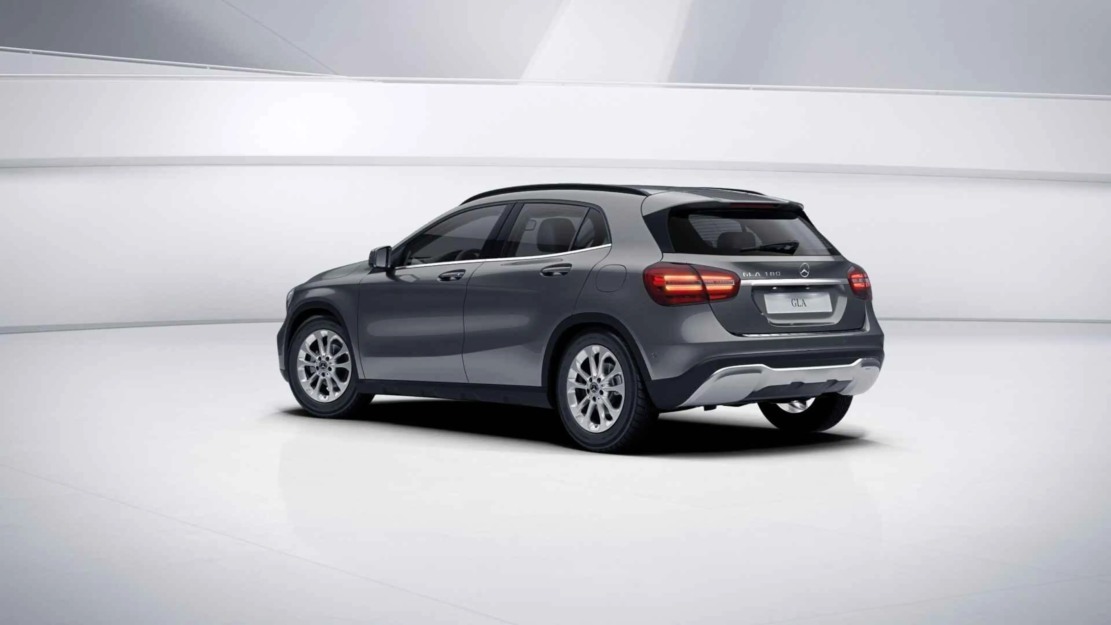 Mercedes-Benz GLA 180 Business Solution Limited | Achteruitrijcamera | D — photo 11