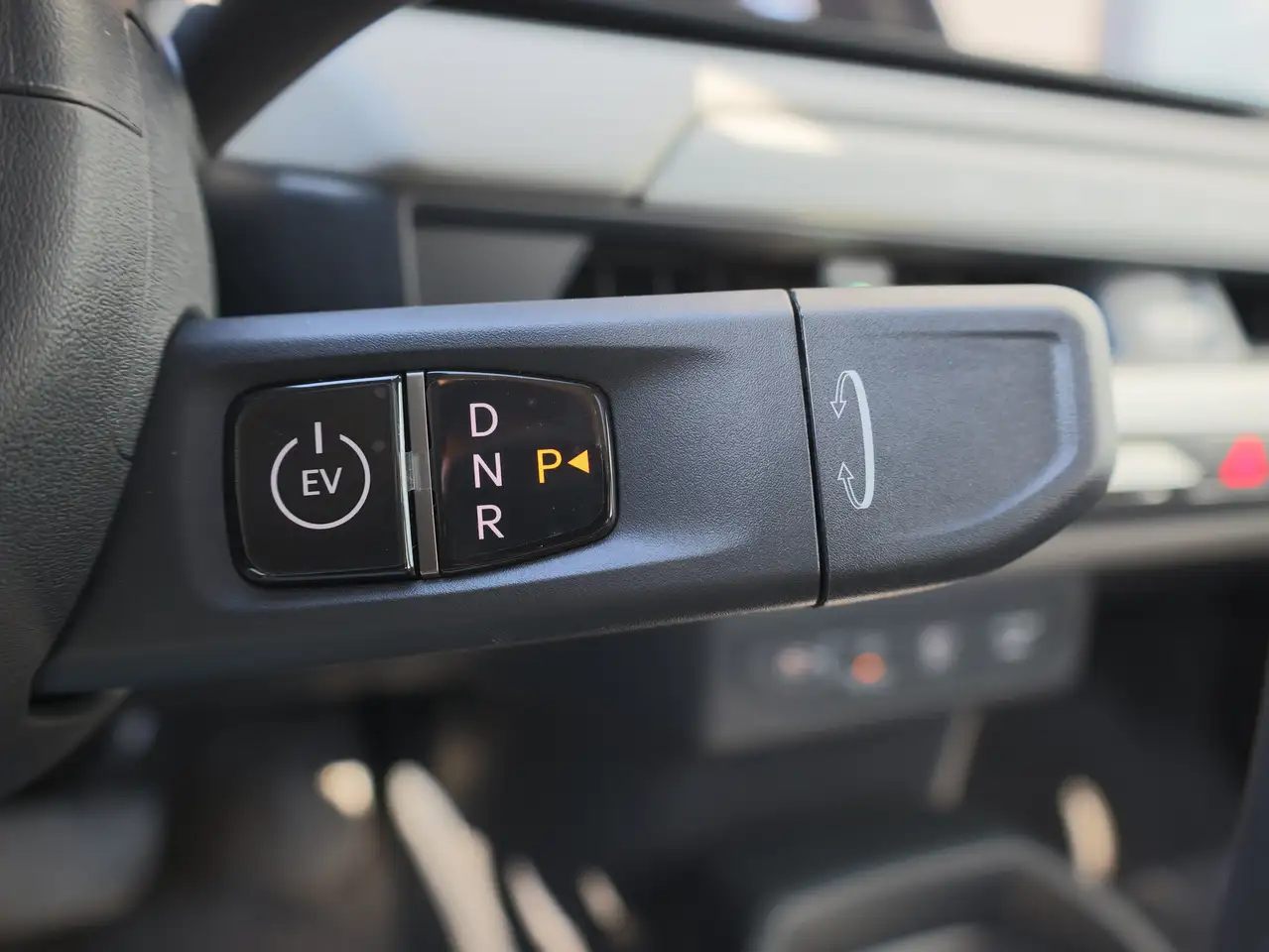 Kia EV4 снимка Kia EV4