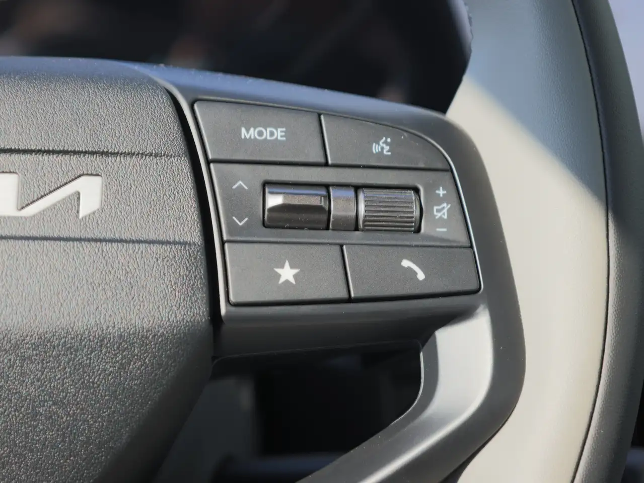 Kia EV4 снимка Kia EV4