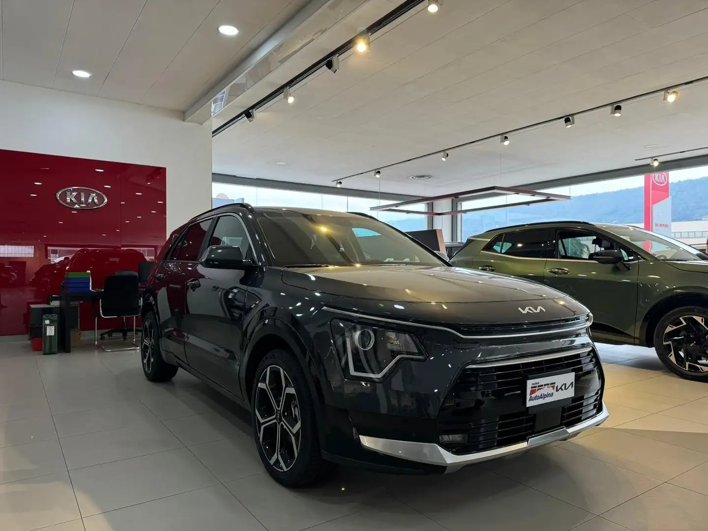 Kia Niro 1.6 HEV STYLE TT Gris - 1