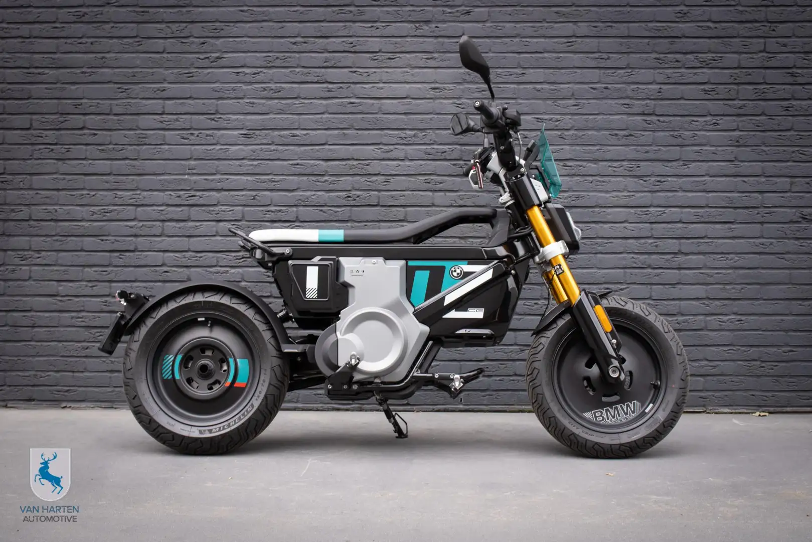 BMW CE 02 Highline / BTW Fekete - 1