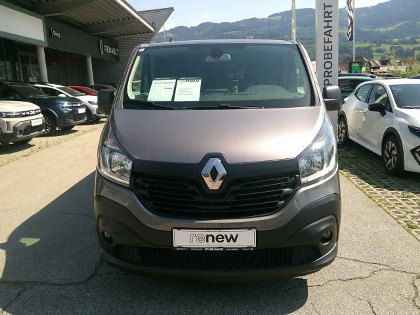 Renault Trafic TRAFIC III Grand Passenger Expression dCi 125 Grau - 2