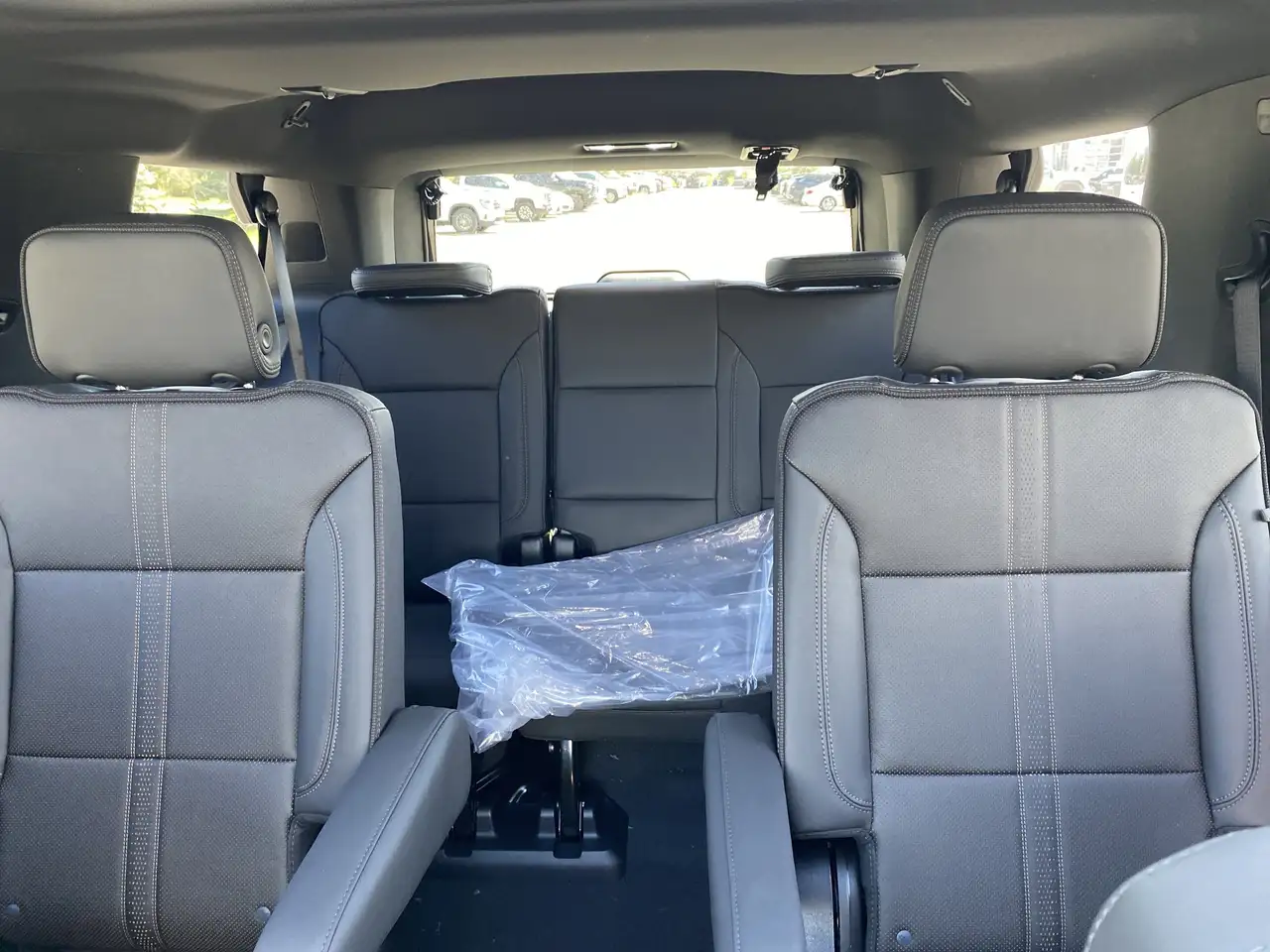 Chevrolet Tahoe снимка Chevrolet Tahoe