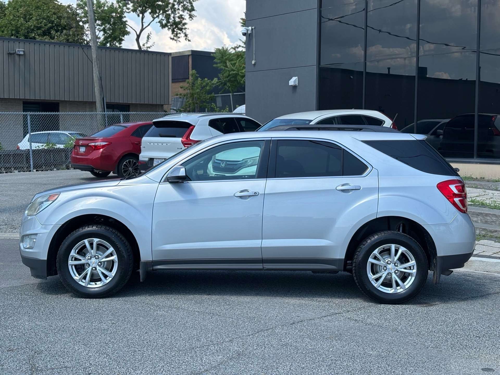 2017 Chevrolet Equinox LT **ONLY 47,000KM-1 OWNER-BACK UP CAMERA-REMOTE S — снимка 1