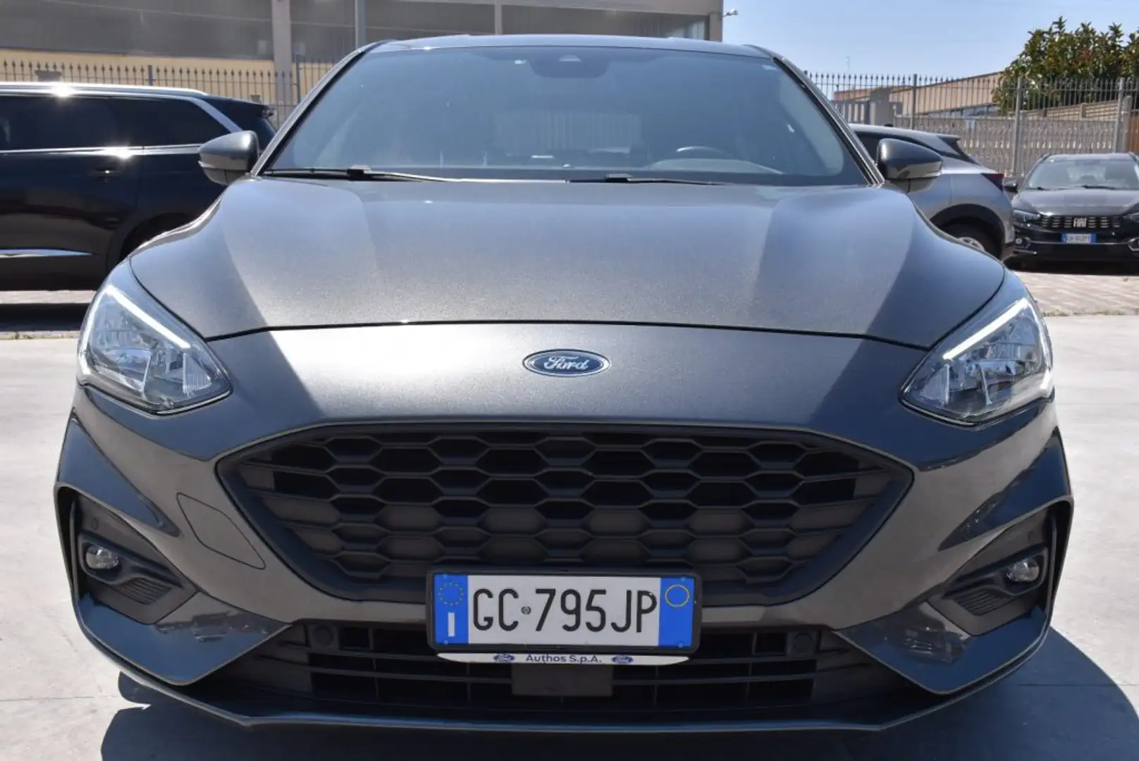 Ford Focus 1.5 EcoBlue 120 CV automatico 5p. ST-Line Co-Pilot Gris - 2