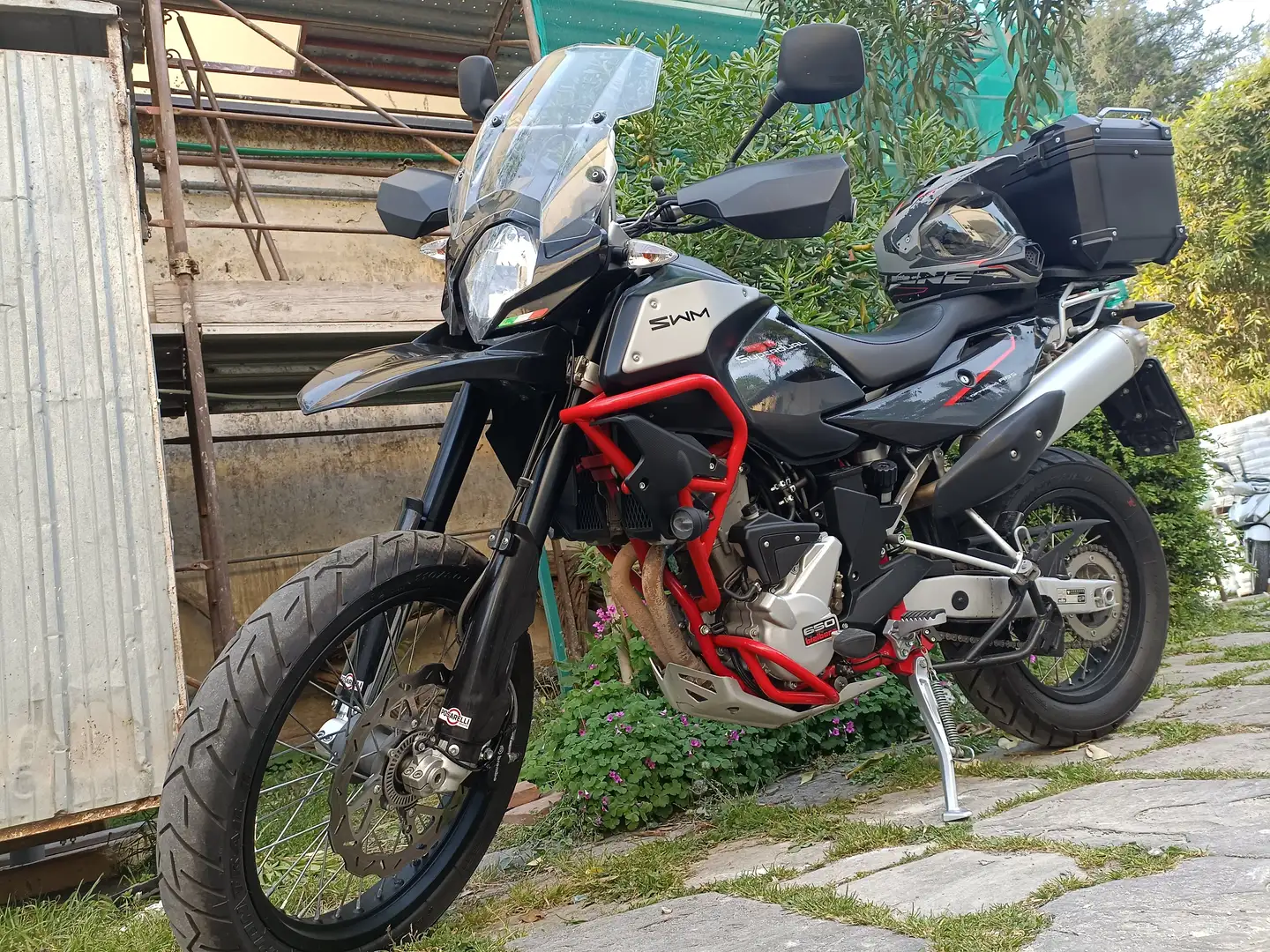 SWM Superdual Negro - 2