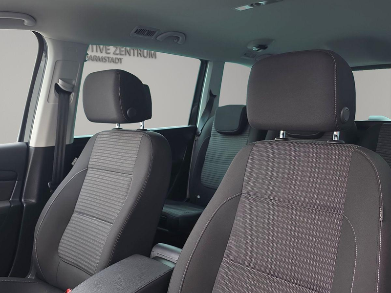 SEAT Alhambra 1.4 TSI DSG ACC SPURH NAVI R-KAM XENON — photo 7