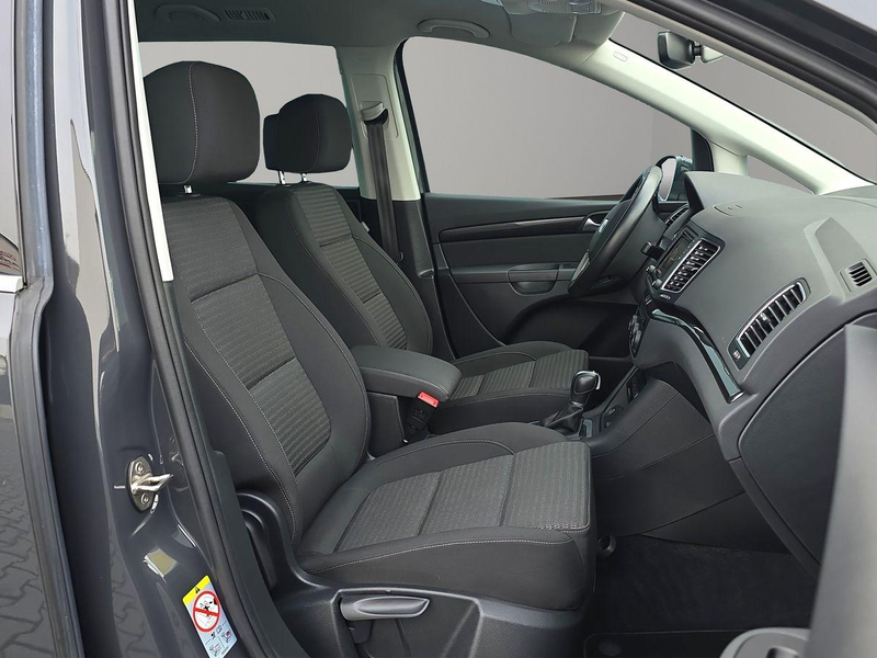 SEAT Alhambra 1.4 TSI DSG ACC SPURH NAVI R-KAM XENON — photo 8