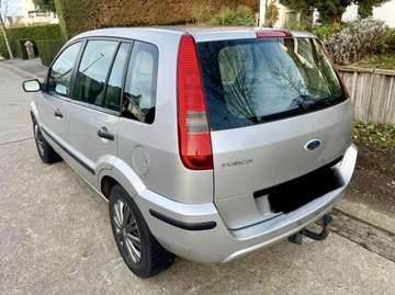 1.4i 16v Ghia