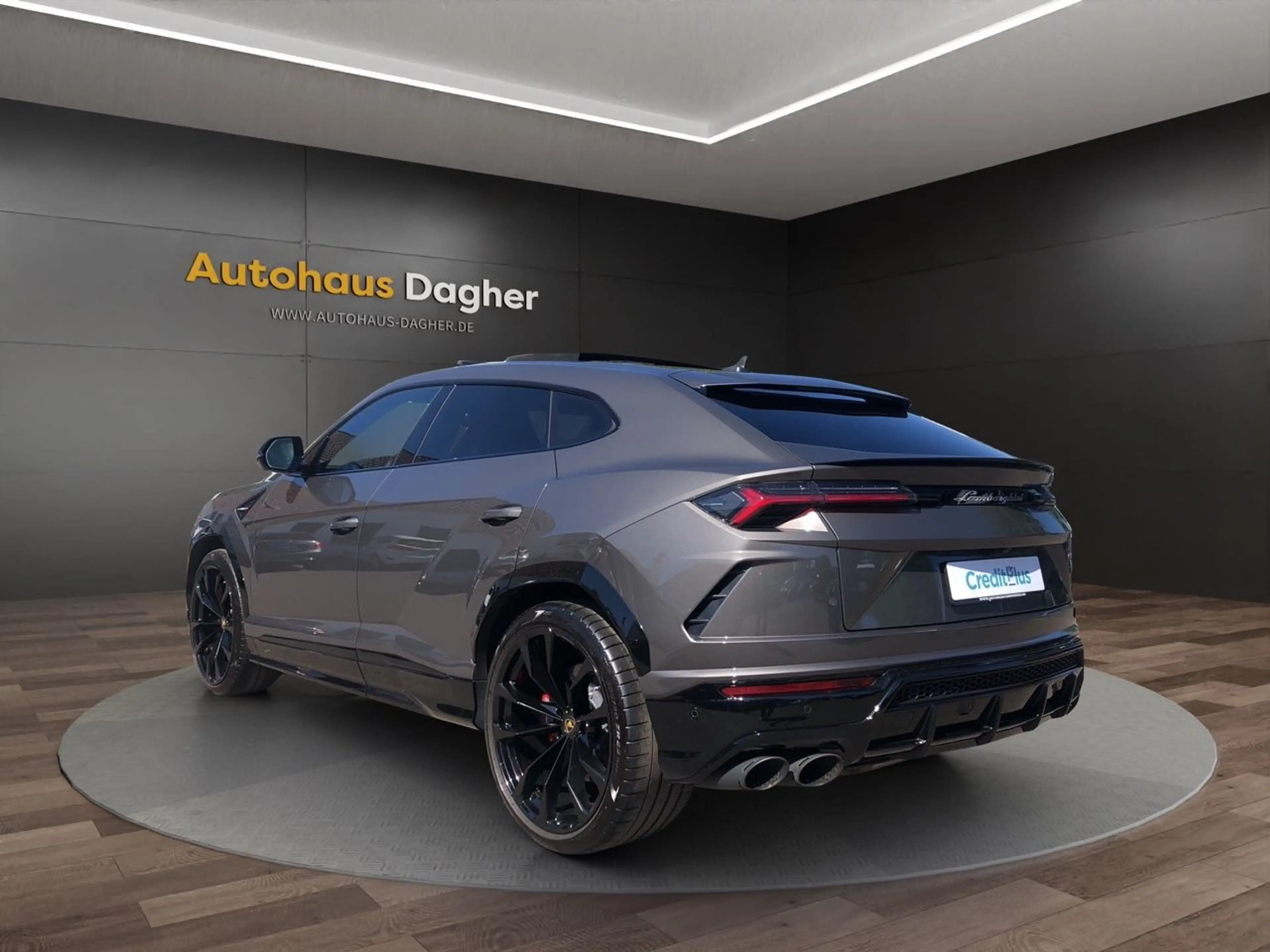 Lamborghini Urus Alcantara Panorama 23 Zoll . Service NEU — photo 3