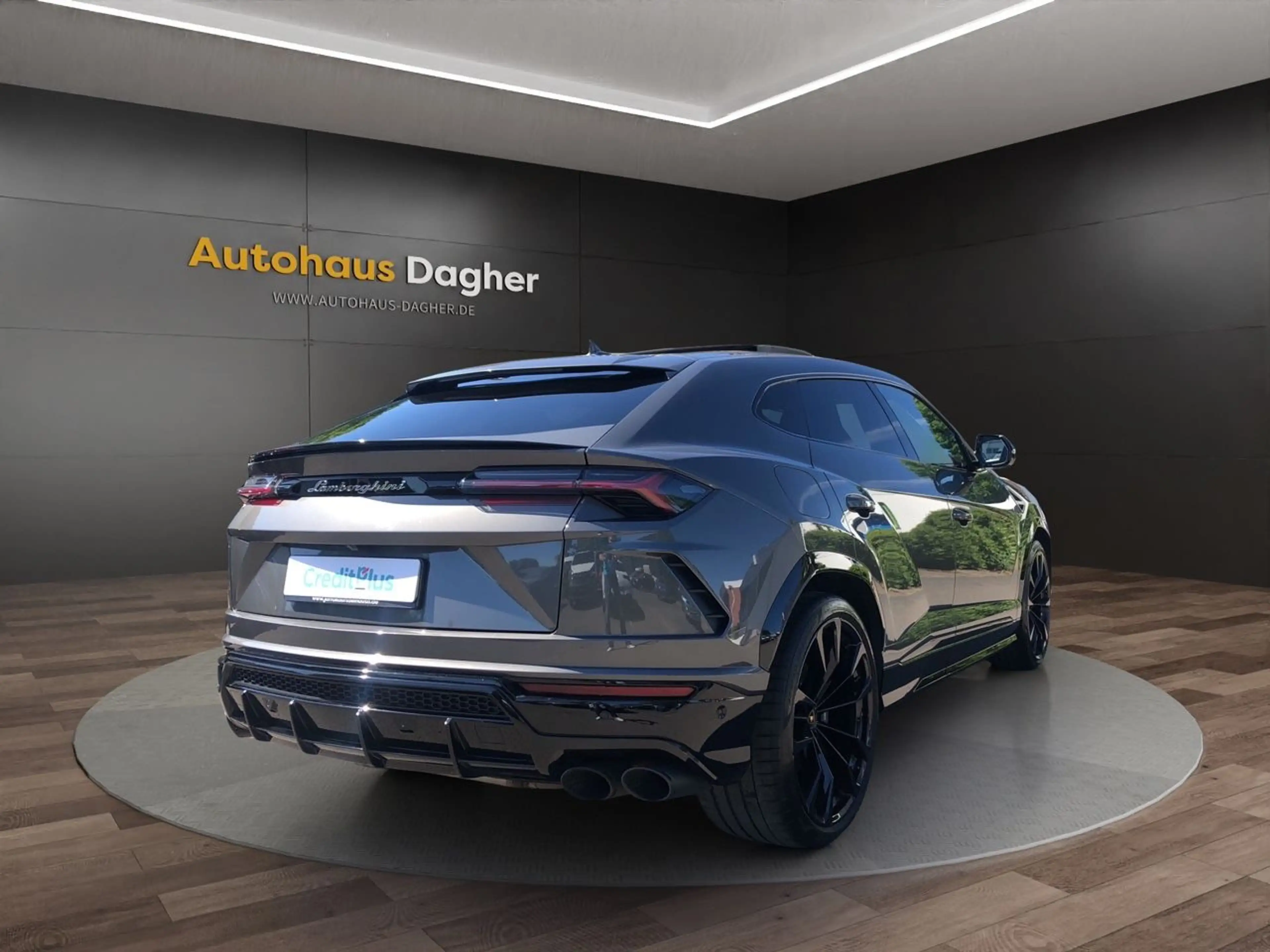 Lamborghini Urus Alcantara Panorama 23 Zoll . Service NEU — photo 5