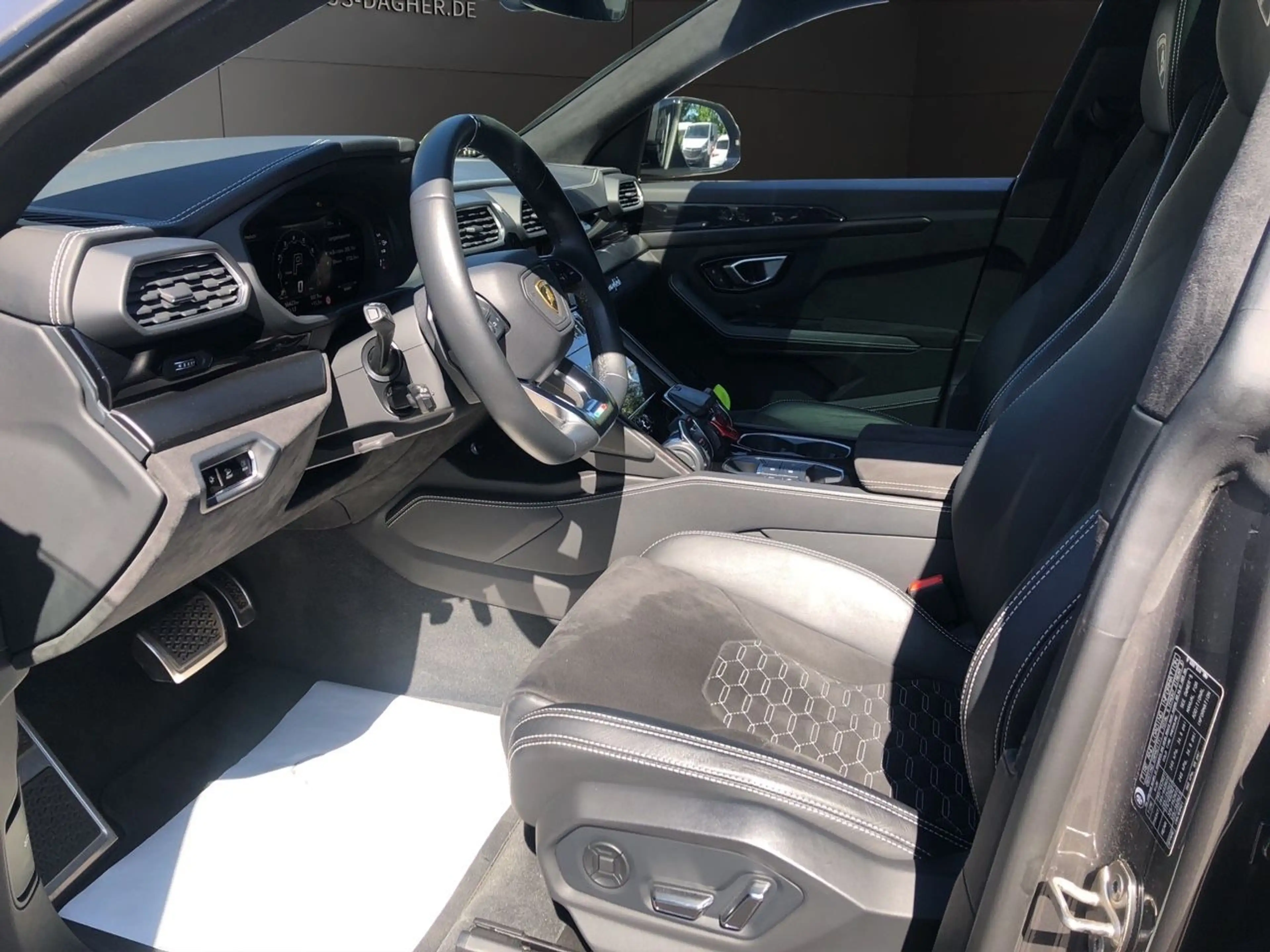 Lamborghini Urus Alcantara Panorama 23 Zoll . Service NEU — photo 9