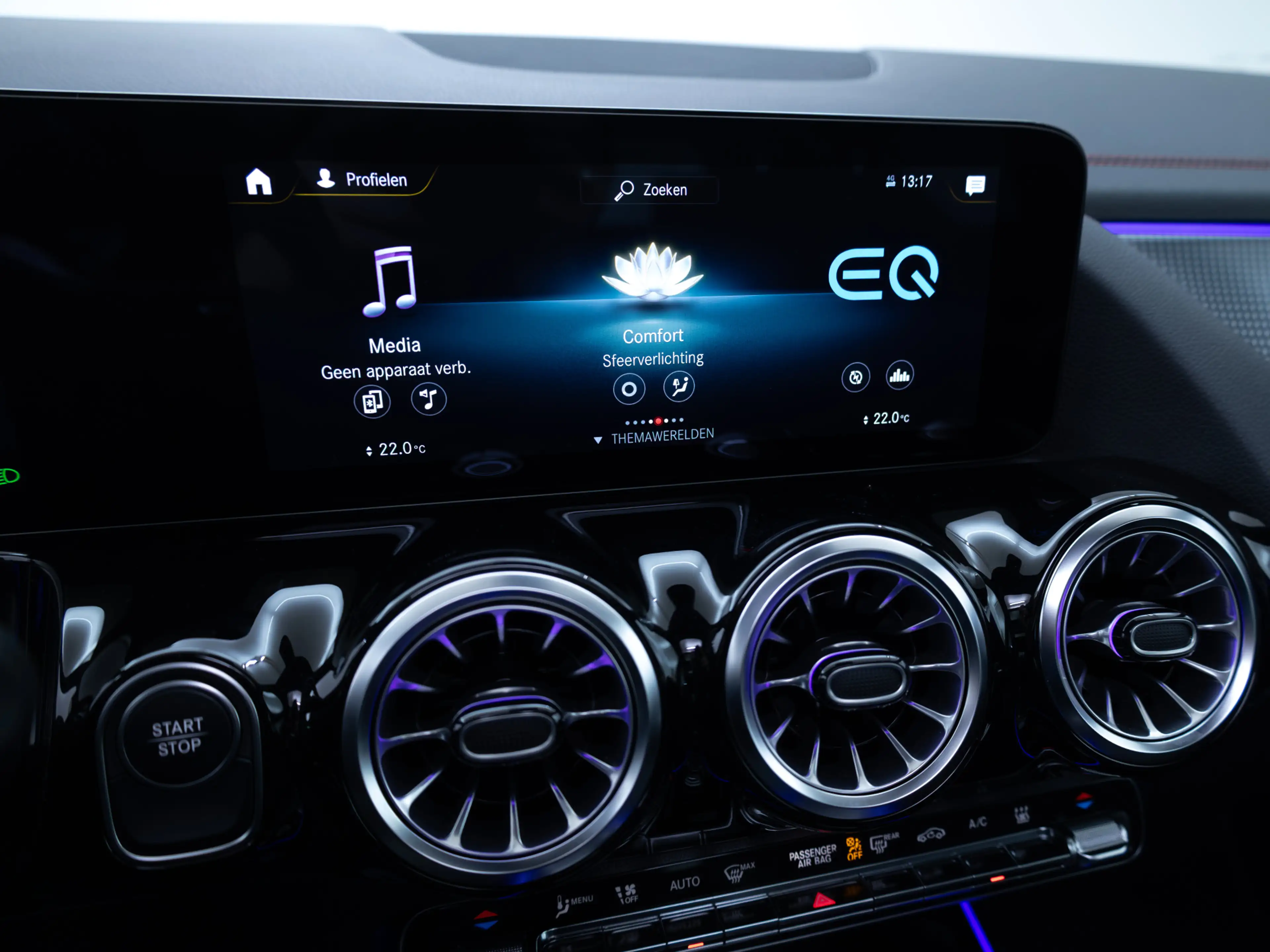 Mercedes-Benz EQA 250 AMG Line 67 kWh | Panoramadak | Camera | Cruise-co — photo 23