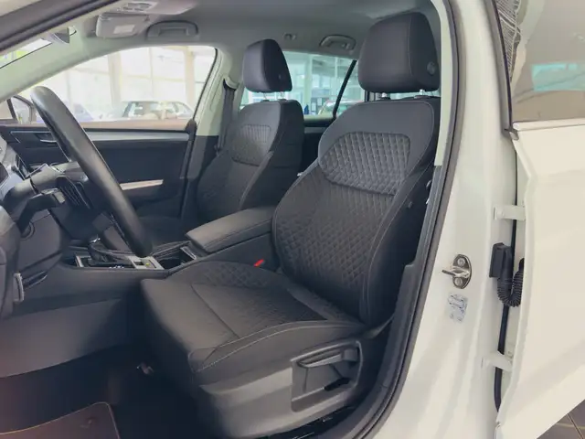 Skoda Superb view 14