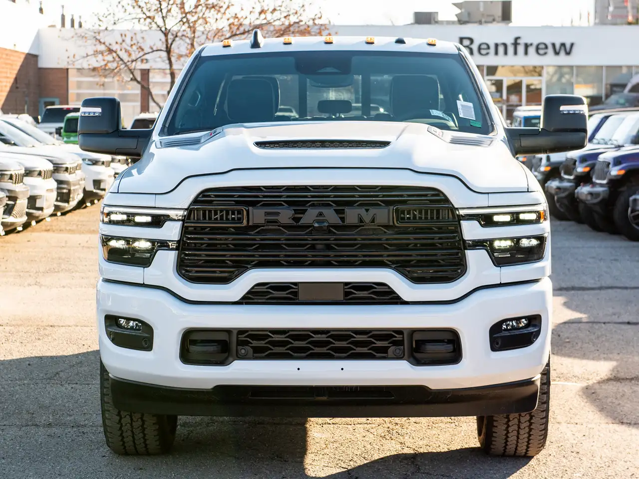 RAM 3500 снимка RAM 3500