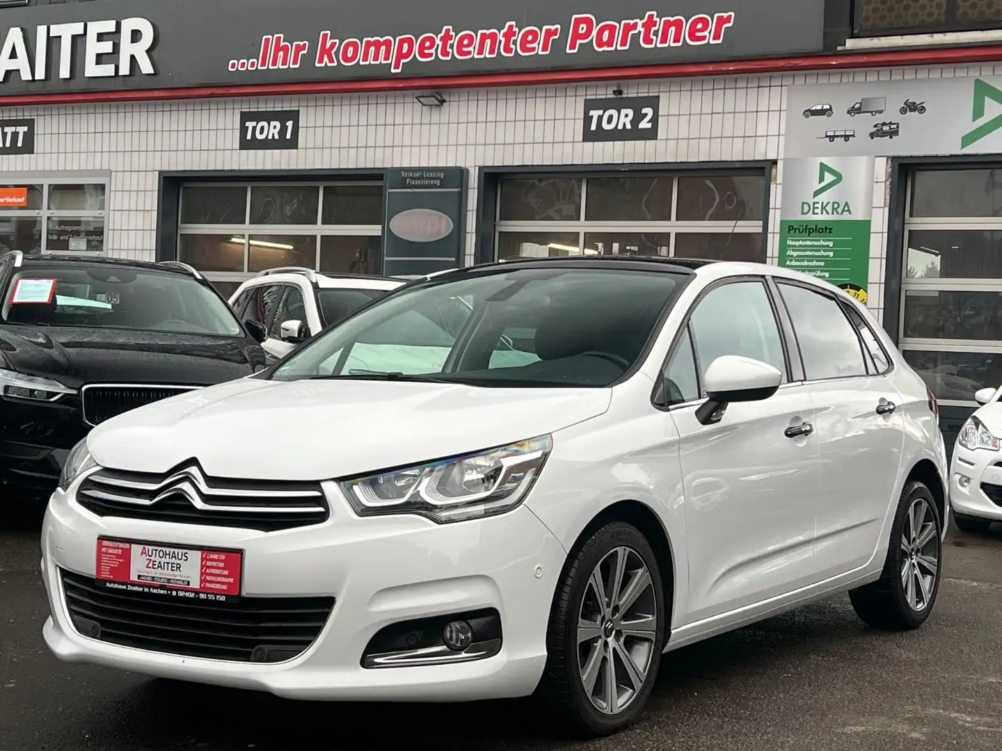 Citroen C4 Lim. Shine Weiß - 2