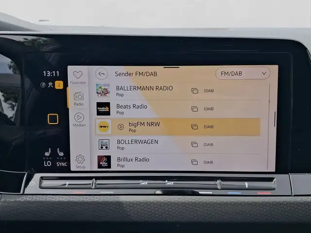 Volkswagen Golf view 15