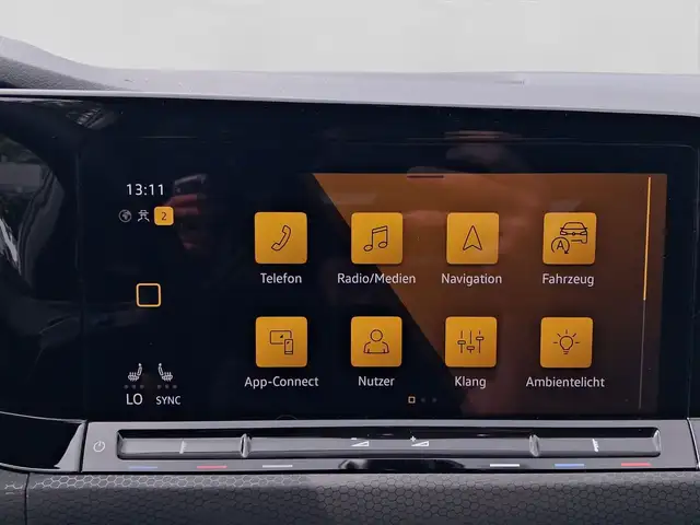 Volkswagen Golf view 12