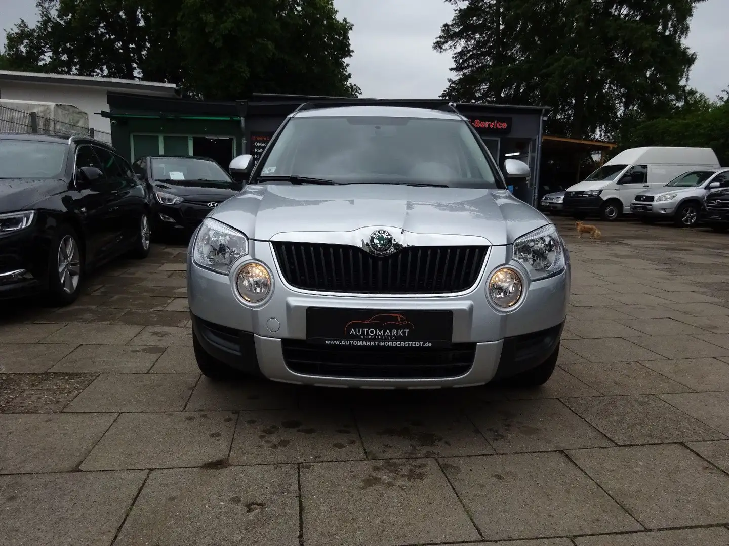 Skoda Yeti Active Plus Edition/ 1-Hand / Klimaanlage / Silber - 2