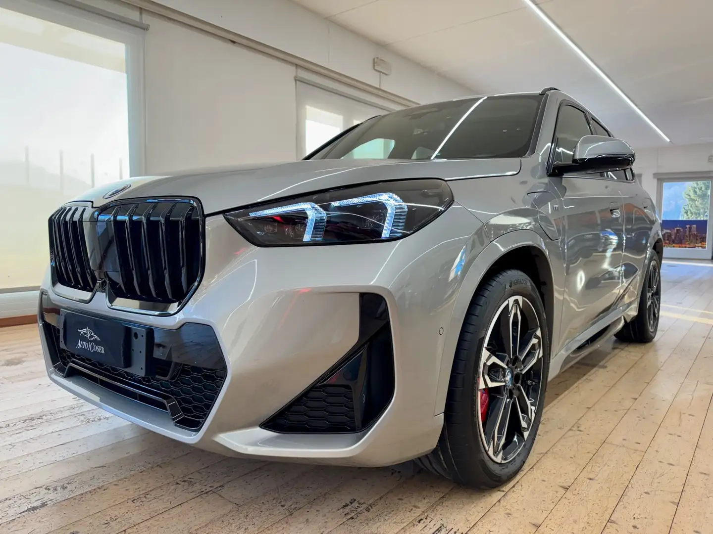 BMW X1 X1 xDrive 25e Msport Pro Gris - 2