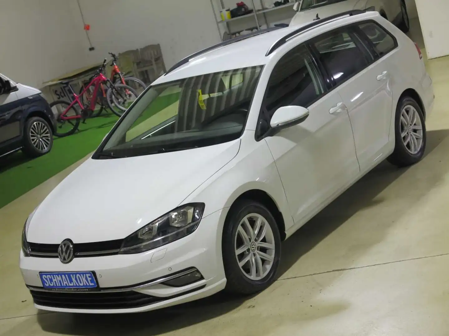Volkswagen Golf VII Variant 1.6 TDI SCR COMFORTL AHK Navi Weiß - 2