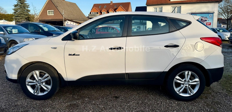 Hyundai iX35 Tucson 1.6L benzin / TÜV 07.2027 / Klima ZV — photo 6
