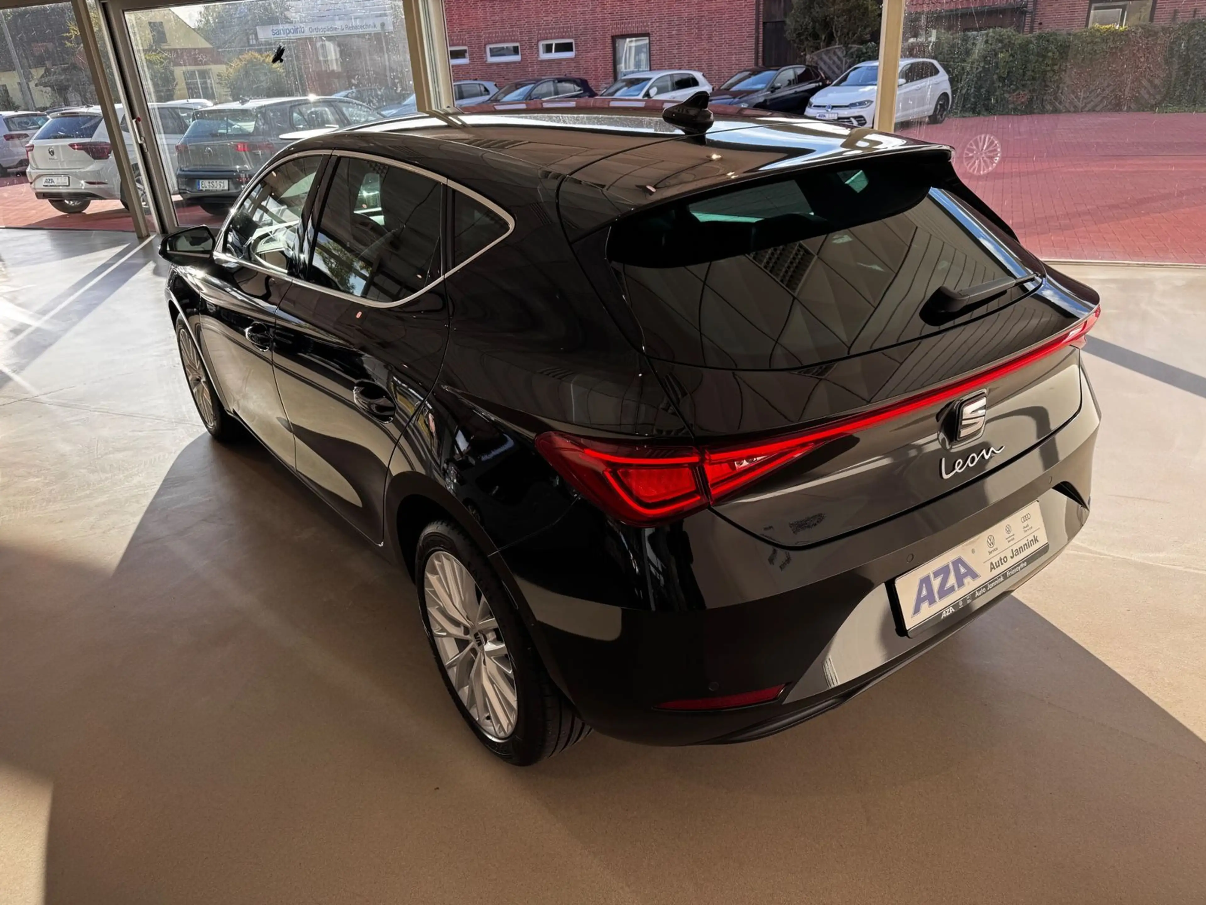 SEAT Leon Seat Leon 1.5 TSI Xcellence | Navi | LED | ACC — photo 3