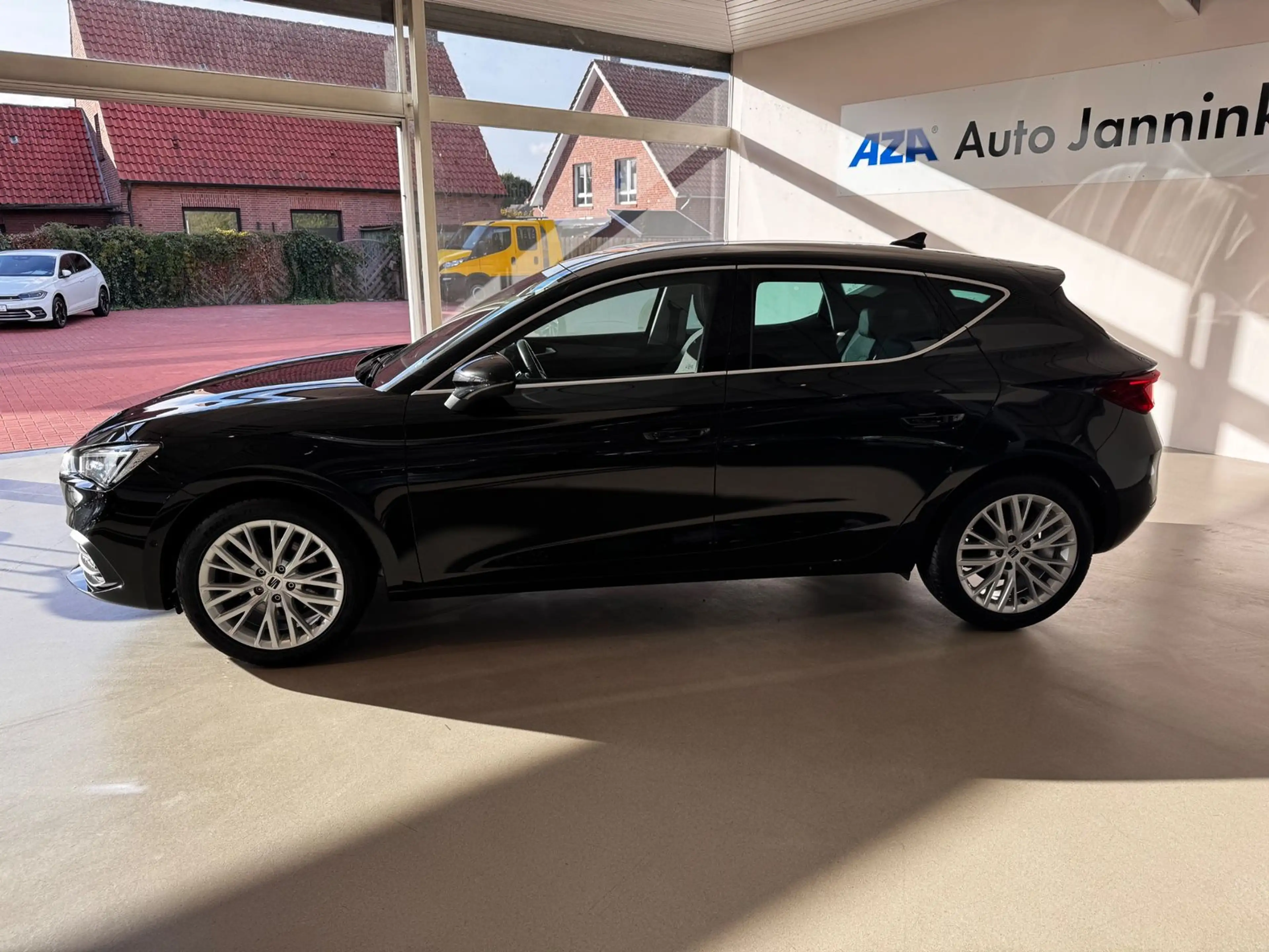 SEAT Leon Seat Leon 1.5 TSI Xcellence | Navi | LED | ACC — photo 2
