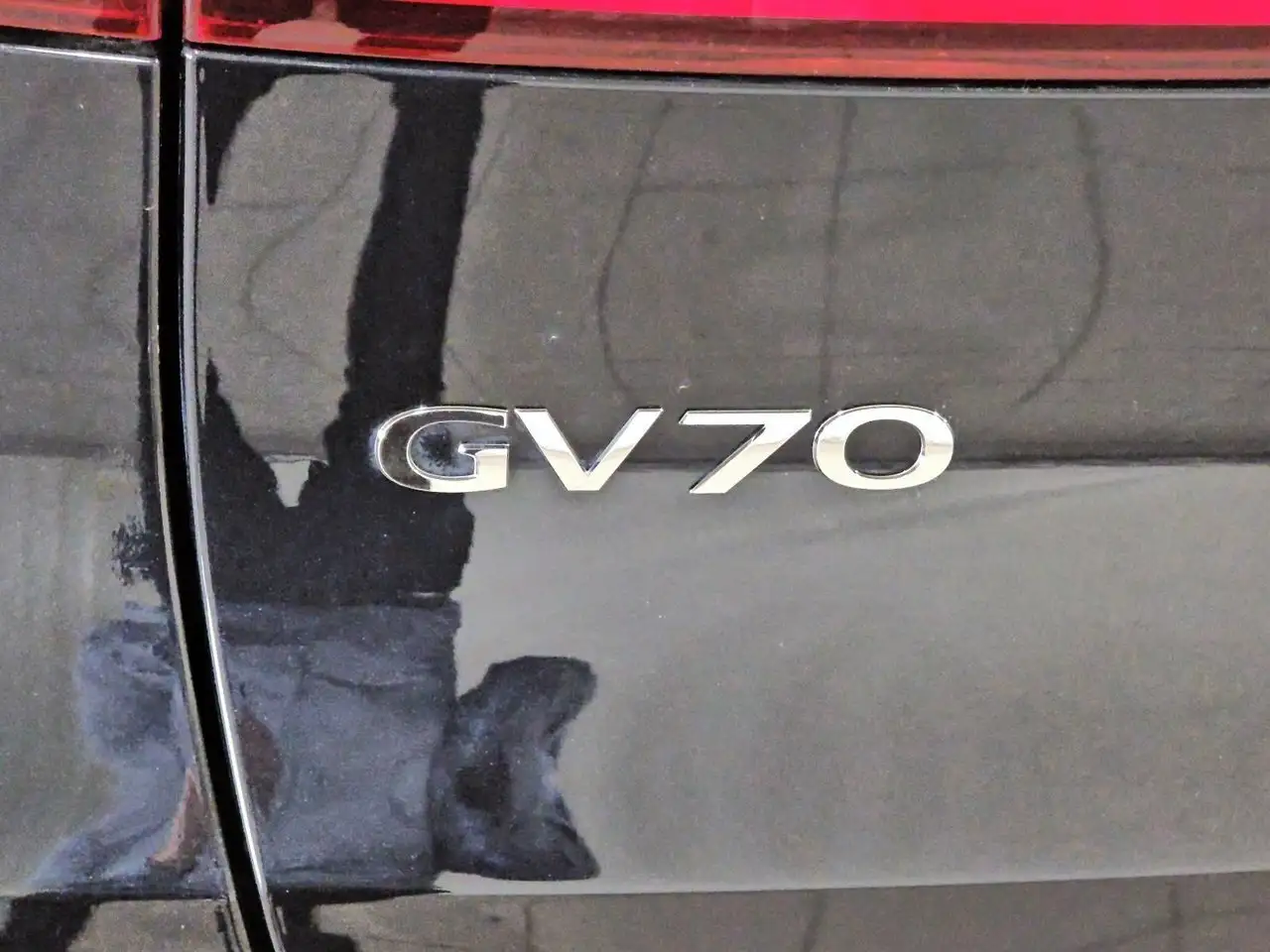 Genesis GV70 снимка Genesis GV70