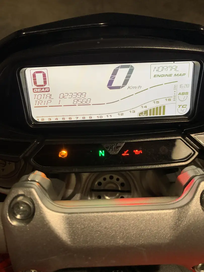 MV Agusta Rivale 800 - 2