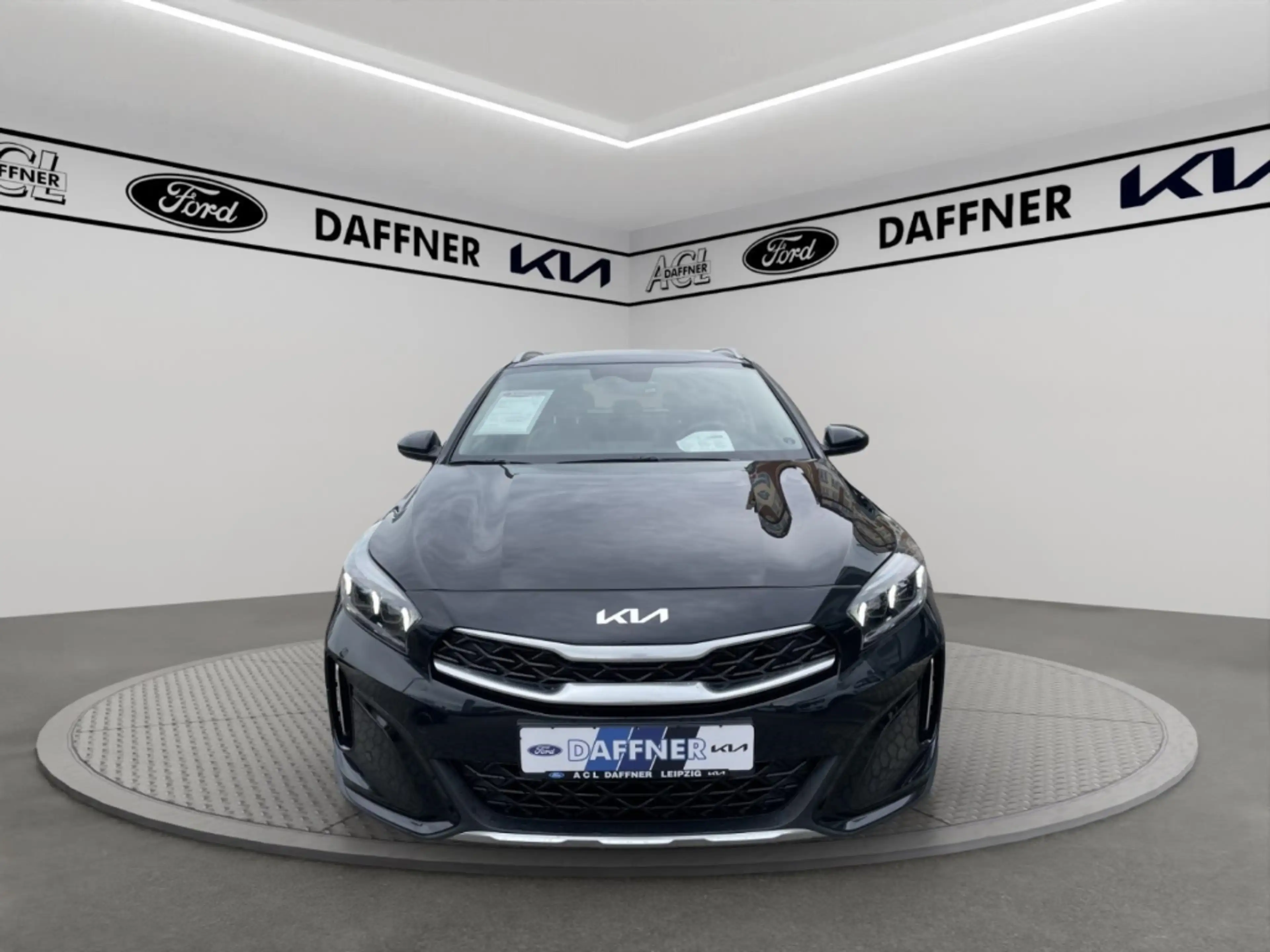 Kia XCeed Vision Navi Klima DAB SHZ LED Tempomat — photo 3