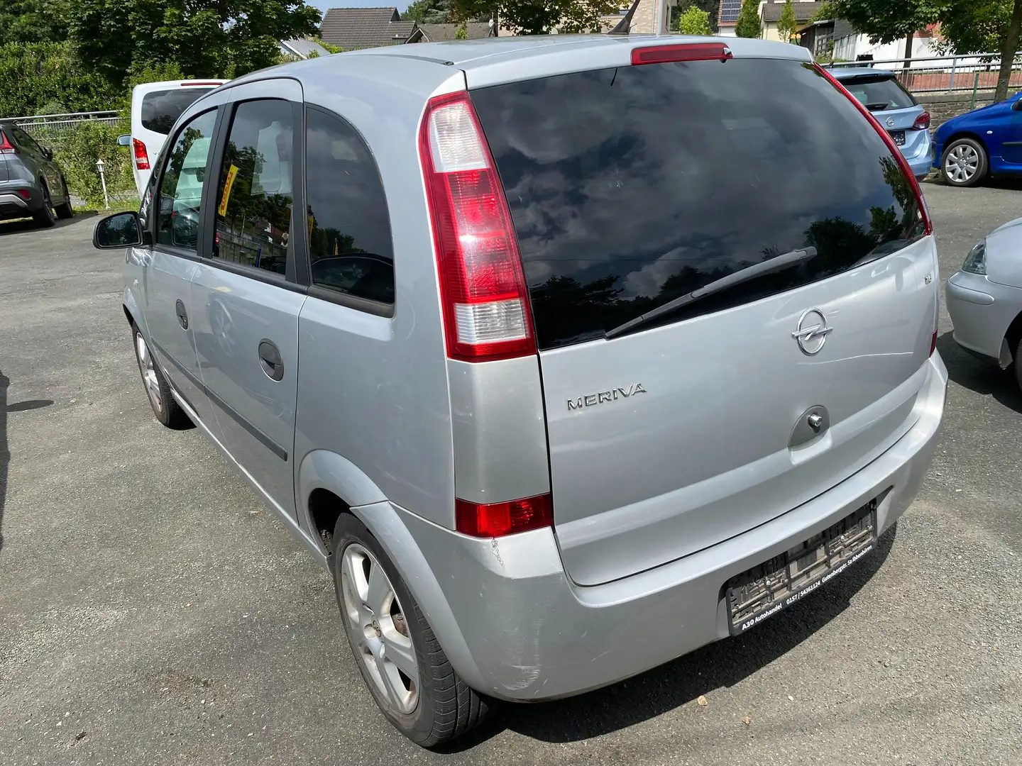 Opel Meriva Basis Gris - 2