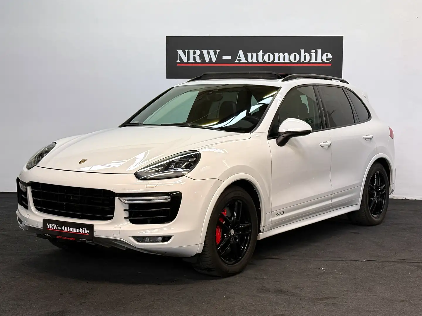 Porsche Cayenne GTS*PANORAMA*BOSE* Blanco - 1