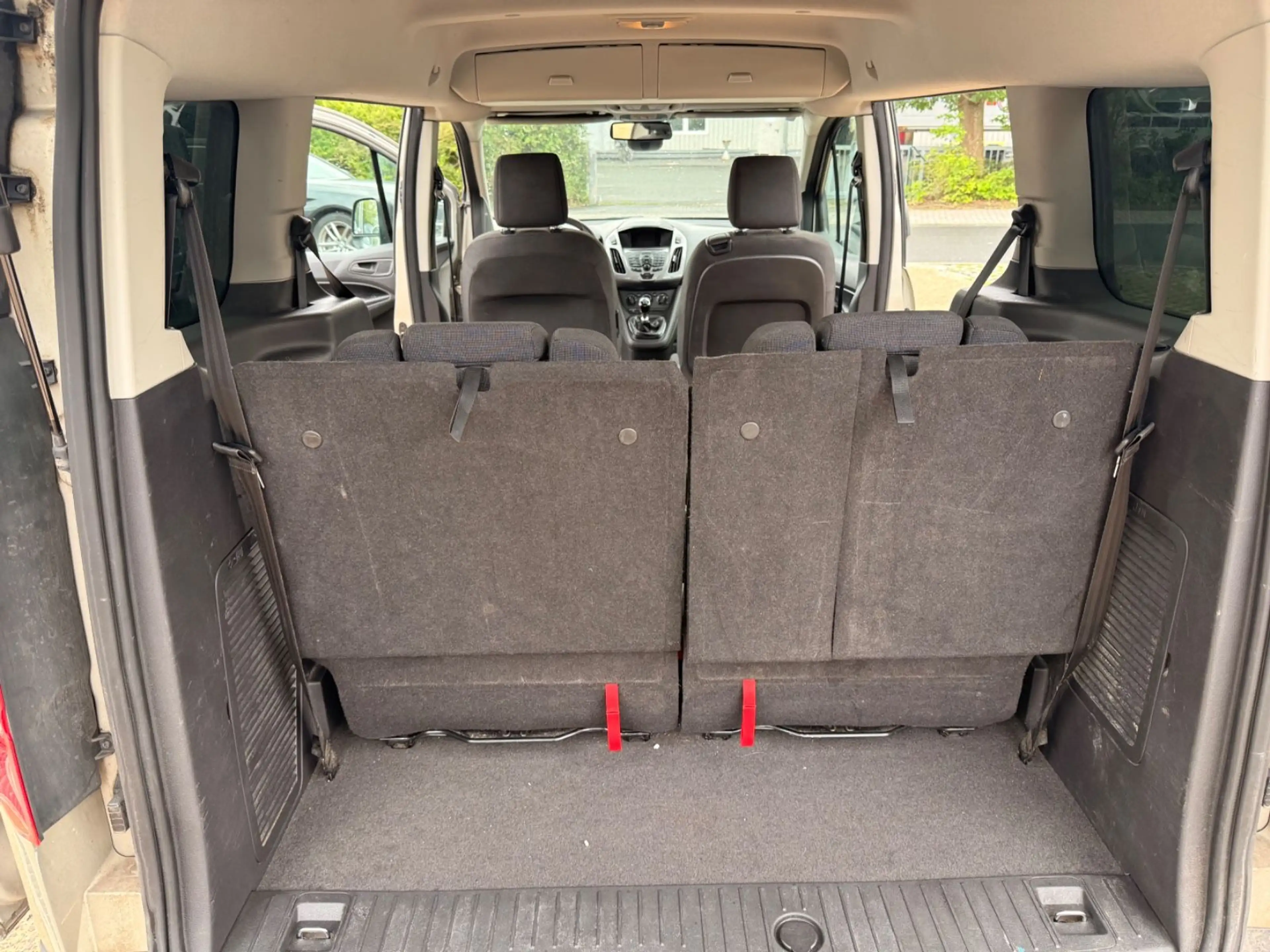 Ford Grand Tourneo Connect Trend *7Sitzer* — photo 14