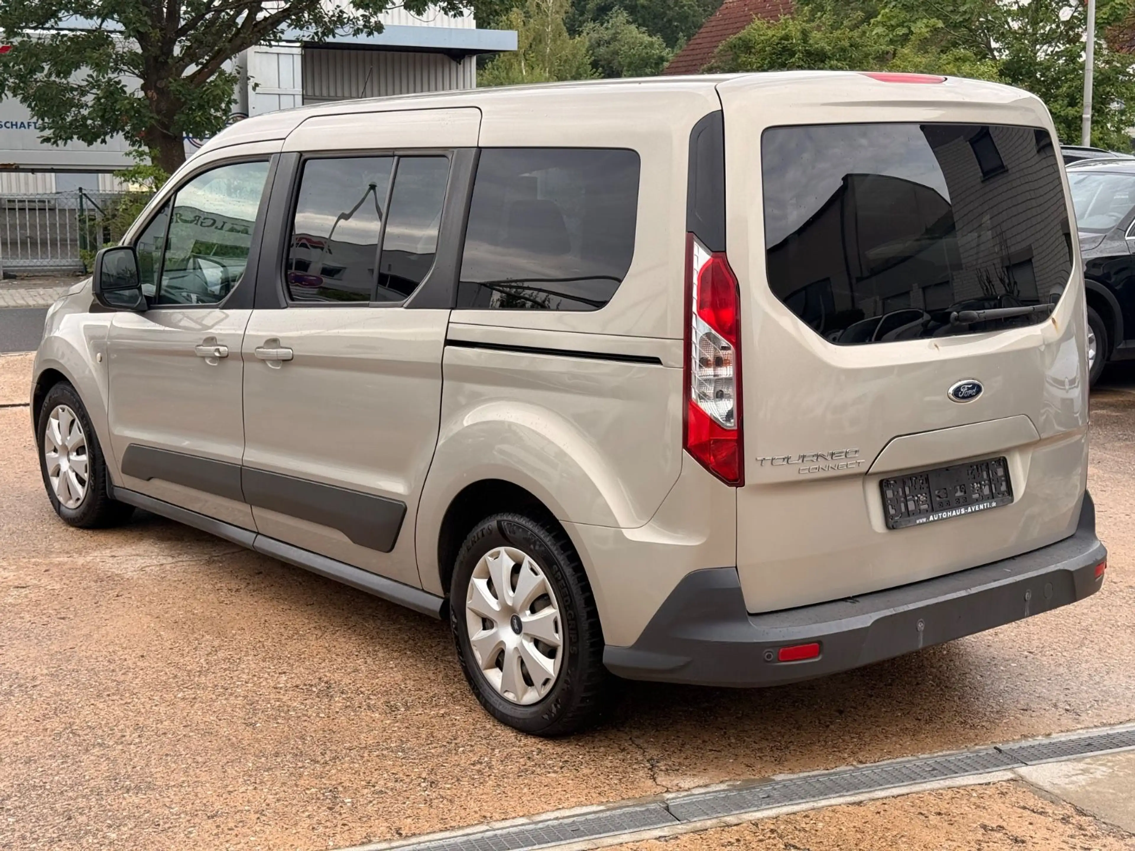 Ford Grand Tourneo Connect Trend *7Sitzer* — photo 6